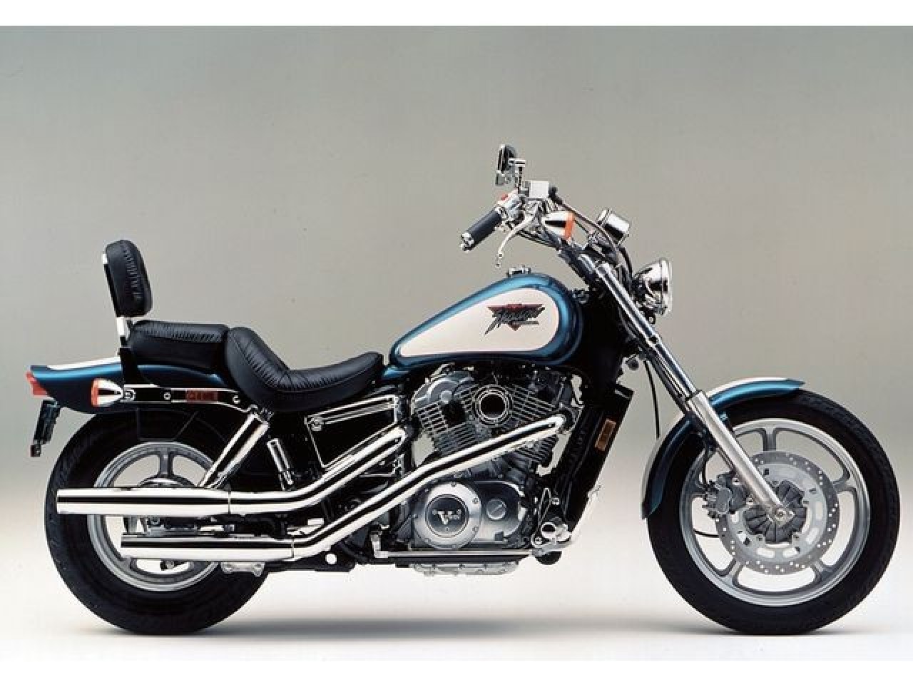 Honda vt1100. Honda vt1100 Shadow. Honda Shadow 1100. Honda Shadow vt1100c. Honda vt1100 Shadow Spirit.